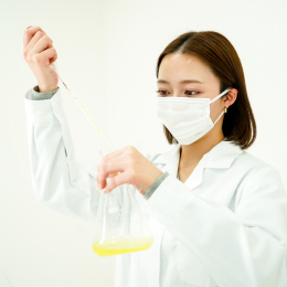 「あの企業で働けるなんて！」と思うほどの大手企業で研究・開発に携われます。