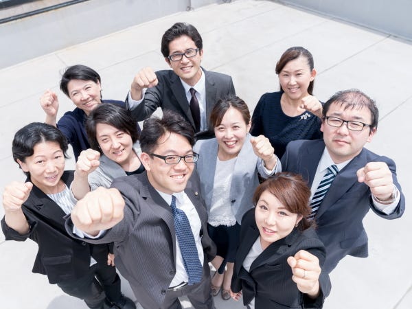 皆様の目指すキャリアを一緒に実現したいと思っております。業務だけでなく、ライフワークバランスの充実や、生産性を上げるための工夫をしています。