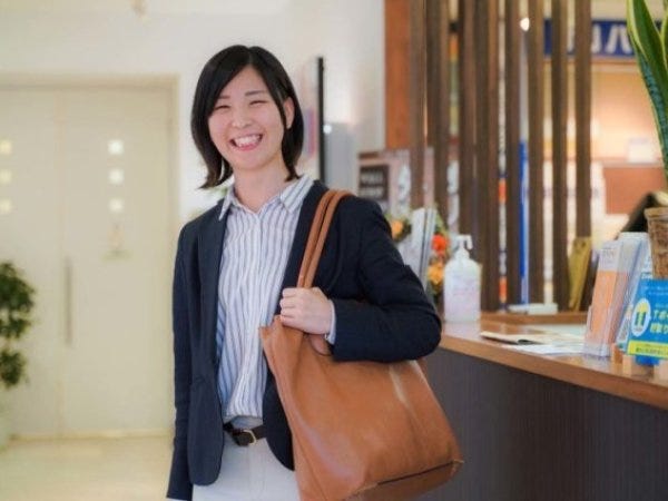 【年間休日120日 長期休暇あり】保育士｜株式会社オリバー LEAD SQUARE 本社