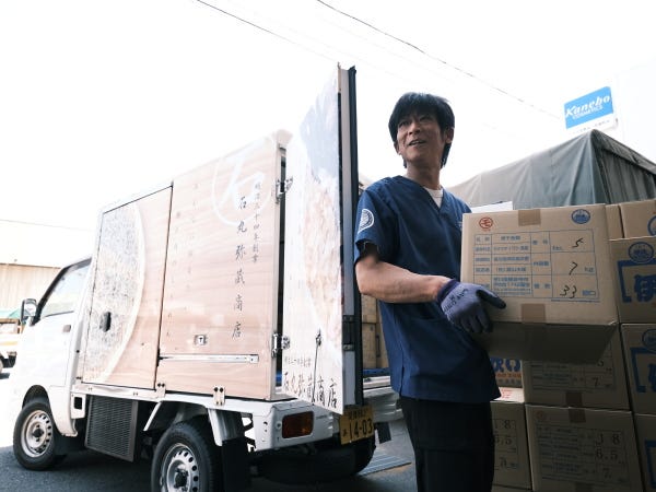 ▲食品製造や流通に関する事務作業！伝票入力、電話応対、簡単な接客等。