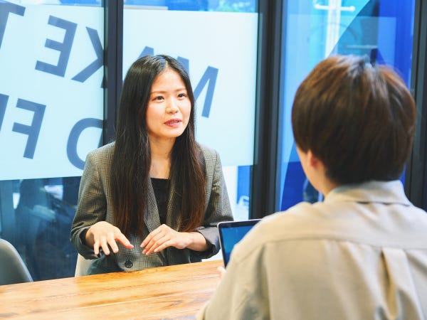 『頼られる存在』にあなたもなってみる？【ヘルプデスク】「ありがとう」が聞ける毎日へ ー