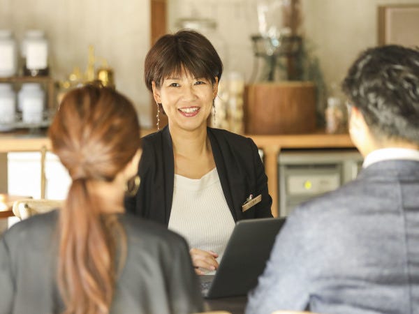 《ウエディングプランナー》オーダーメイドで100組100通りの結婚式を創る
