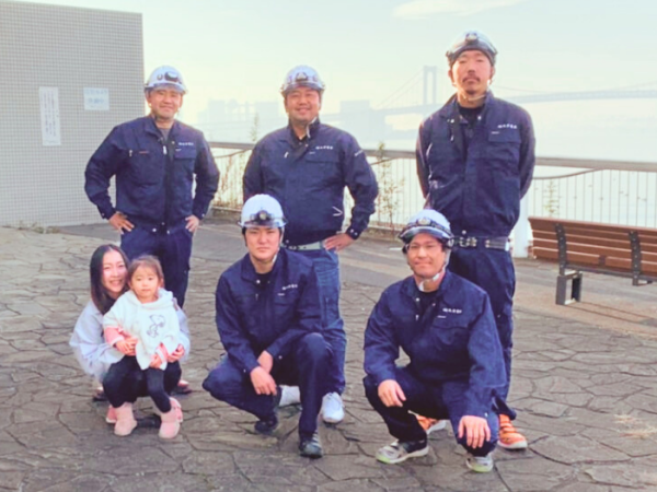 一緒に働くメンバーです！楽しく活気があふれており、のびのびと環境に打ち解けることができると思います。