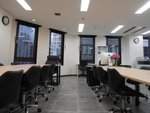 大阪本社。本社とは常にオンラインがつながっており、遠くてもいつでもコミュニケーションが取れます♪