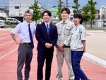 各部署のメンバーが連携して特注製品の製作を行って行きます。